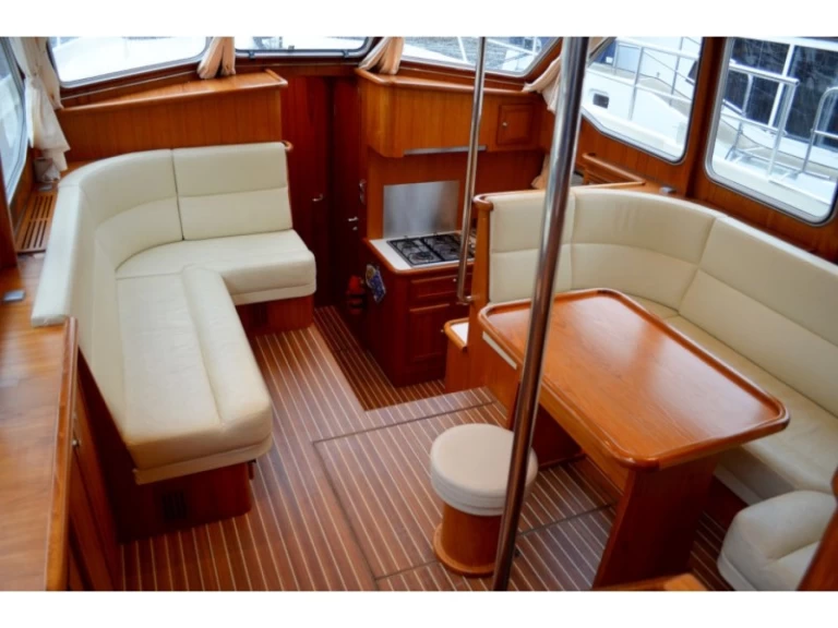 De Drait Deluxe 42 charter bareboat or skippered in  Drachten