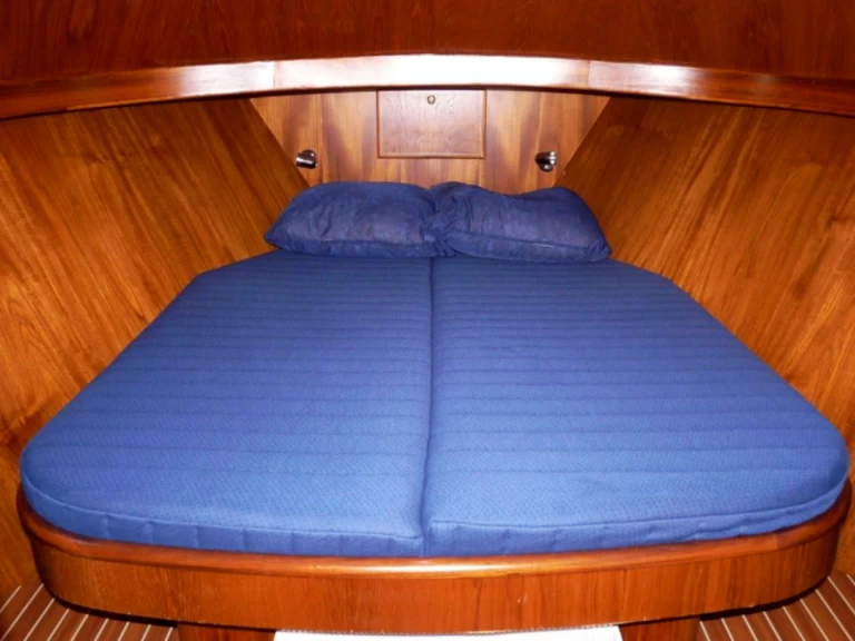 Motorboat to hire Drachten at the best price