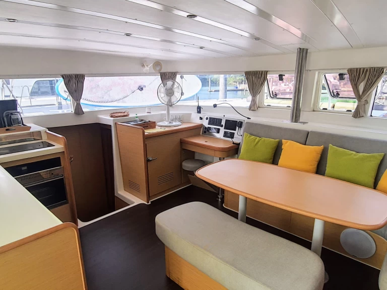 Catamaran to hire Ko Samui Island (Koh Samui Island) at the best price