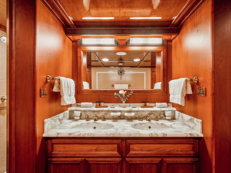 Charter a  Motoryacht Seagull 2 in Split on Samboat