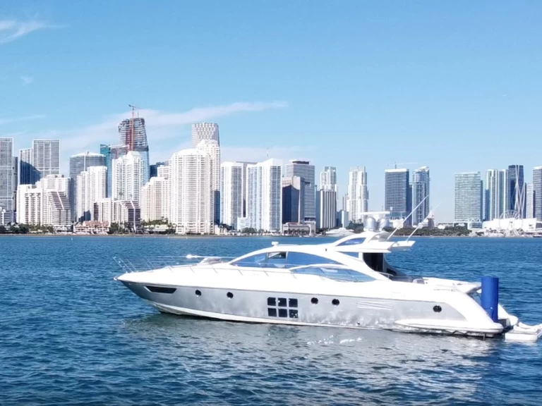 Luxury Yacht hire in Miami - Azimut Azimut 62 S