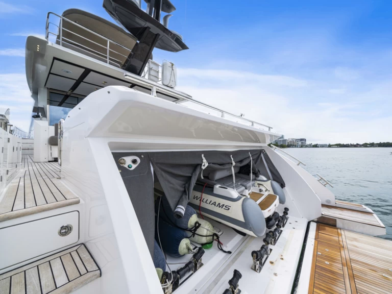 Azimut Azimut 72 S charter bareboat or skippered in  Miami