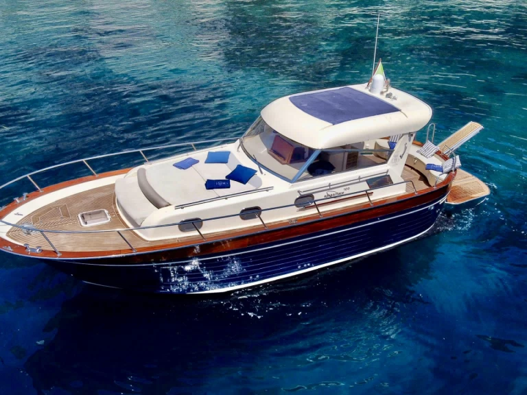 Yacht hire Sorrento cheap Gozzo 38