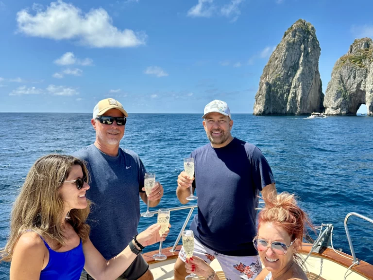 Hire a Apreamare Gozzo 38 Sorrento