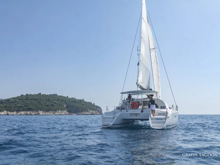 Hire Catamaran with or without skipper Lagoon Komolac