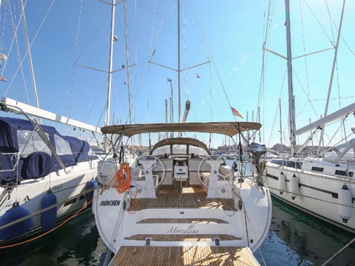 Yacht charter Castellammare di Stabia - Bavaria Cruiser 51 on SamBoat