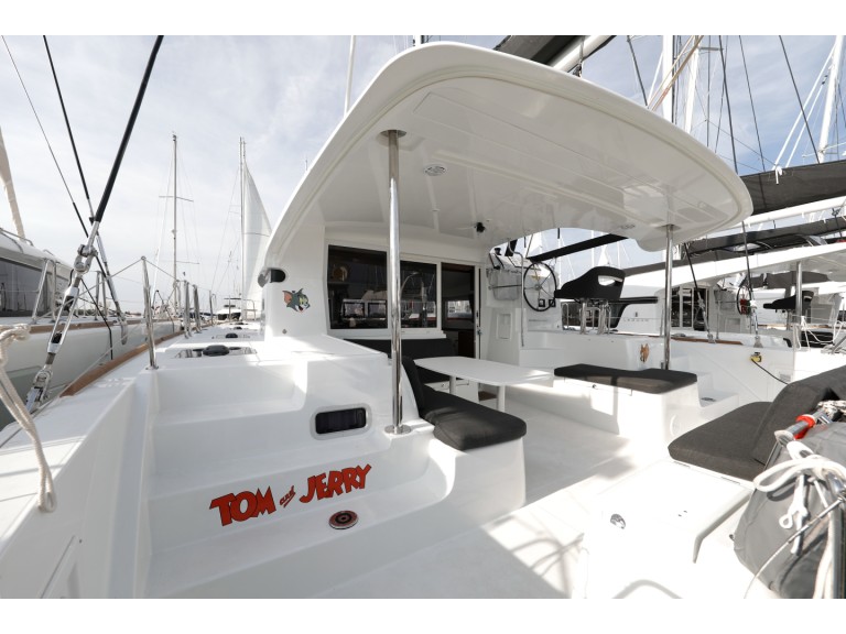 Hire Catamaran with or without skipper Lagoon Sukošan