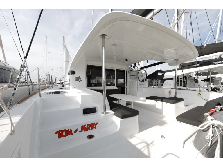 Hire Catamaran with or without skipper Lagoon Sukošan