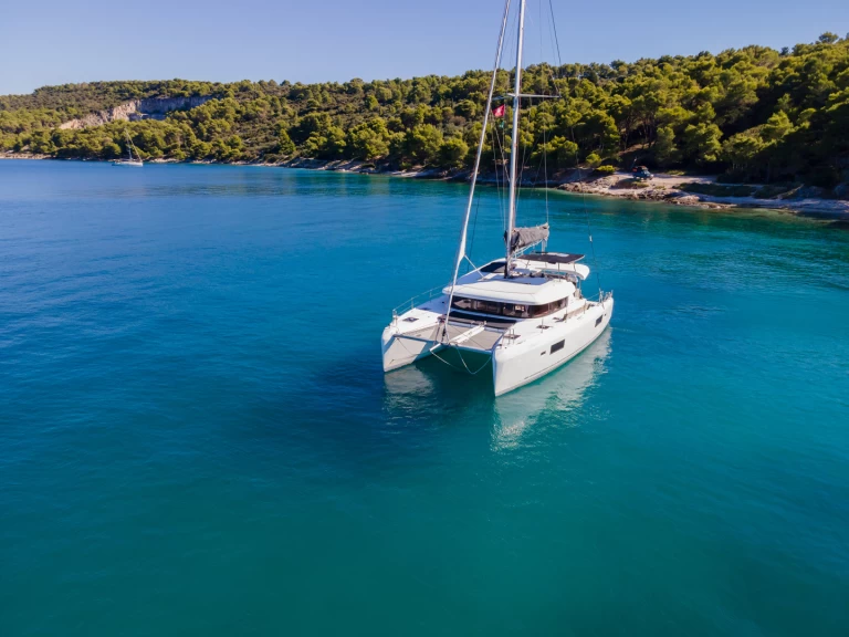 Hire Catamaran with or without skipper Lagoon Kaštela