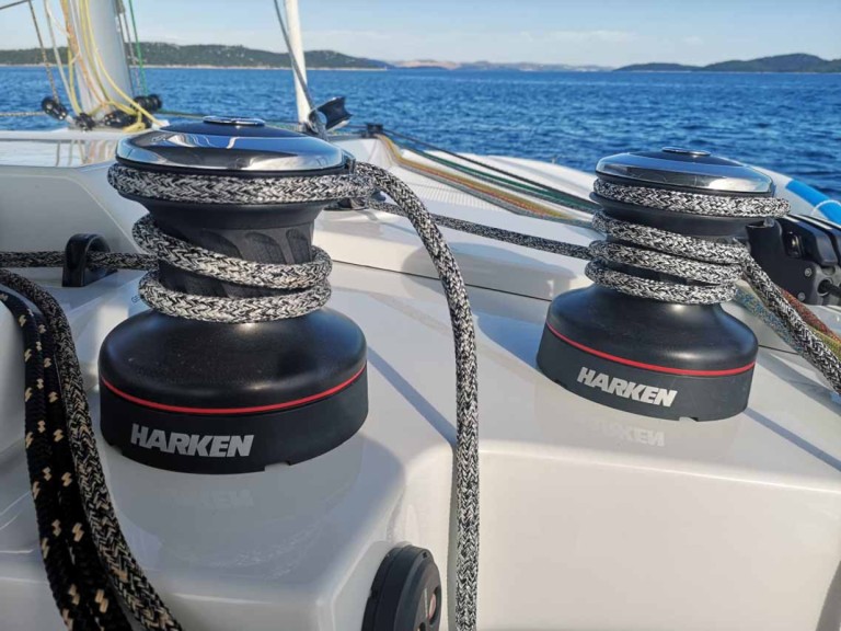 Fountaine Pajot Fountaine Pajot FP 41 Quatuor 3 charter bareboat or skippered in  Pula