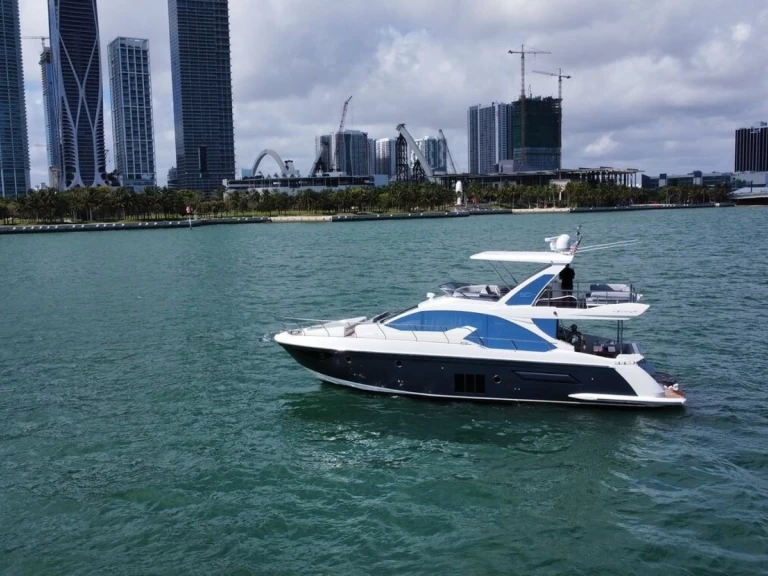 Azimut Azimut 55 charter bareboat or skippered in  Miami Beach
