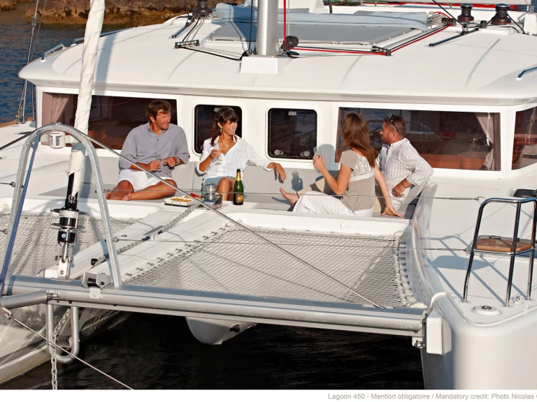 Yacht charter Grand Cayman - Lagoon Lagoon 450 on SamBoat