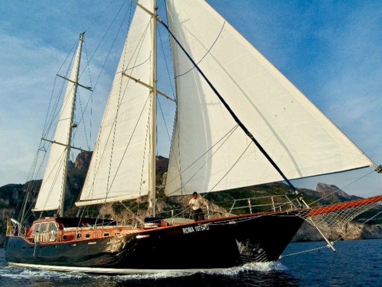 Luxury Yacht hire in Trapani Port - Neta Marine Ketch