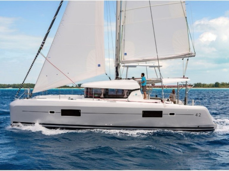 Catamaran to hire Parham Town at the best price