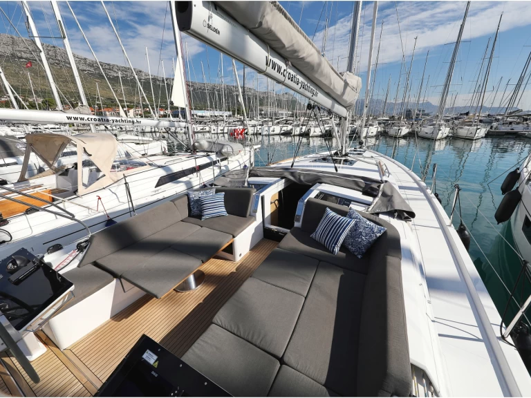 Sailboat hire in Biograd na Moru - Hanse Hanse 460