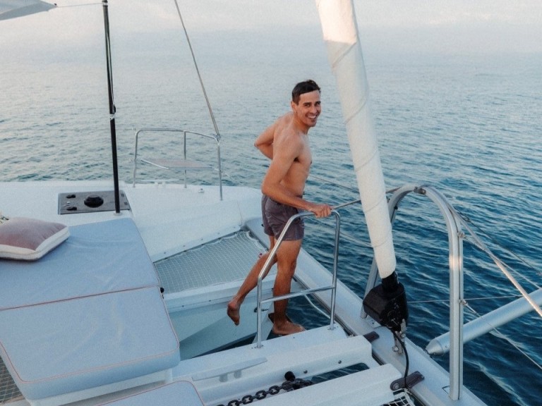 Charter a Lagoon Lagoon 46 in Seget Donji on Samboat