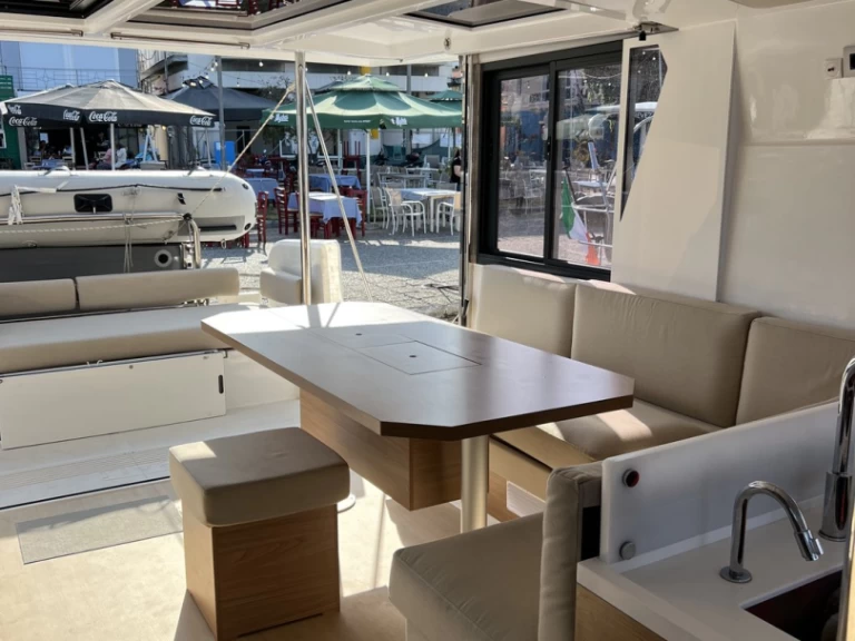 Hire a Bali Bali 4.2 Préveza
