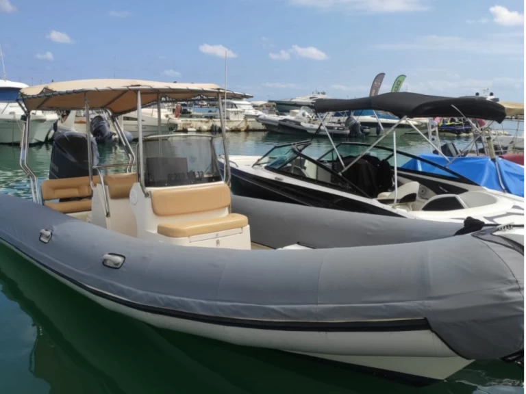 RIB hire in Ibiza Town - Valiant Valiant Vg 750