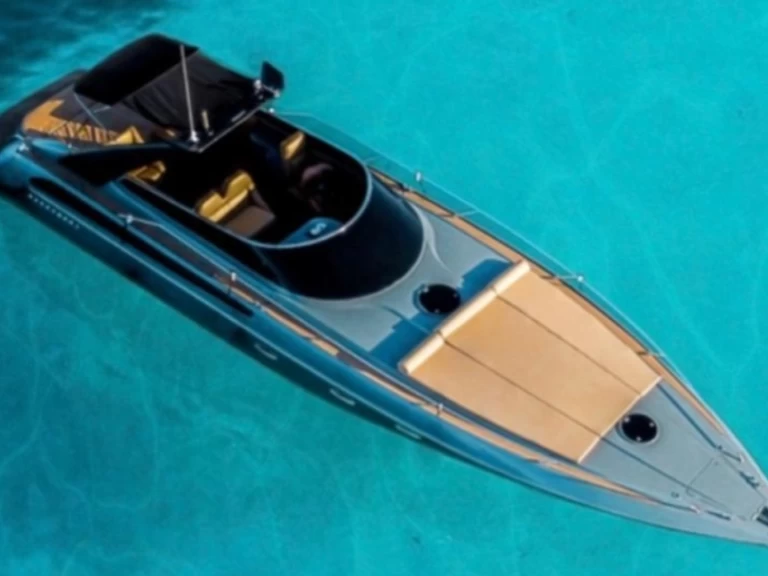 Yacht charter Porroig - Sunseeker Tomahawk 37 on SamBoat