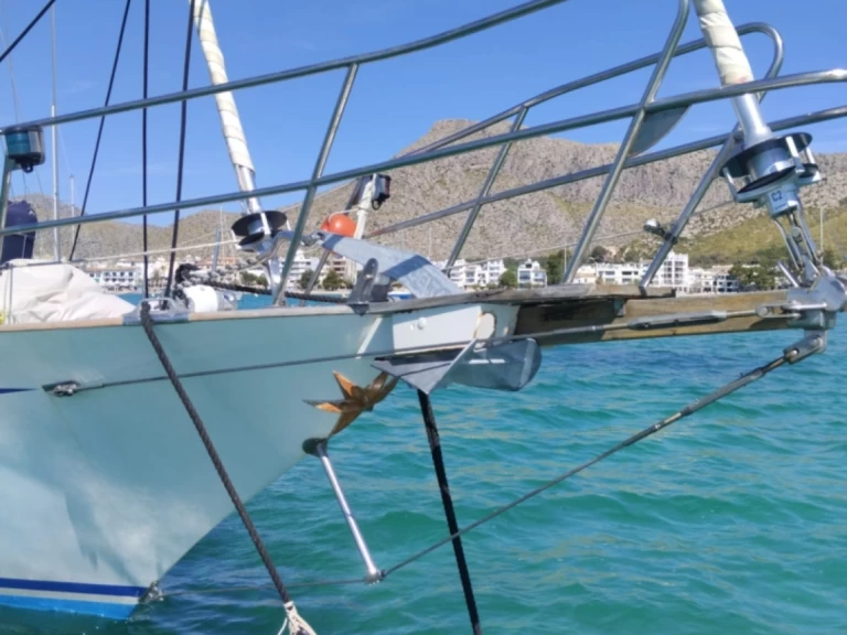 Sailboat to hire Port de Pollença at the best price