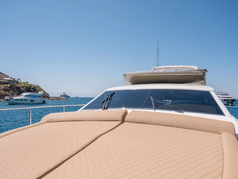 Hire a Ferretti Ferretti 62 Athens