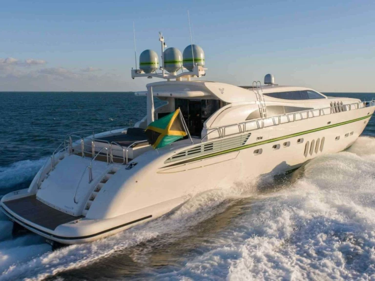 Charter a Leopard 112' Leopard in Miami Beach on Samboat