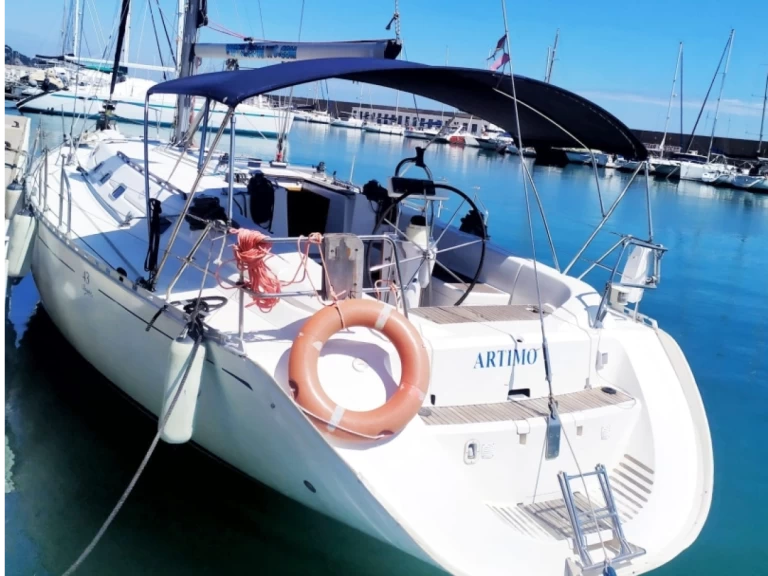 Yacht charter Marina Ibiza - Dufour Dufour 43 Classic on SamBoat