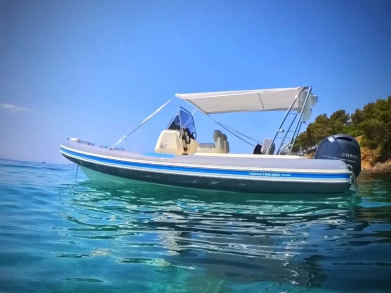 Charter a Joker Boat Coaster 650 in Port du Lavandou on Samboat