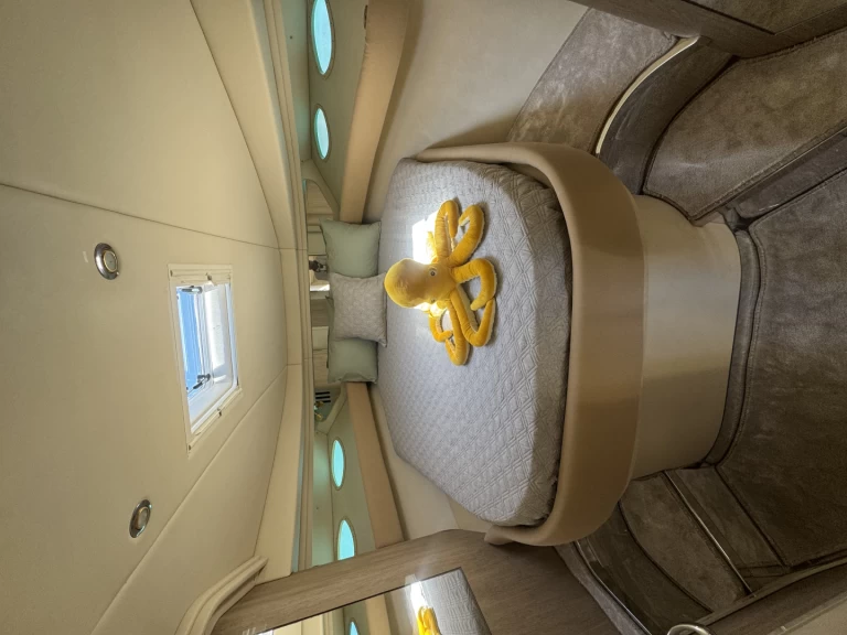 Motorboat hire in Agios Nikolaos - Sea Ray Sea Ray 410 Sundancer