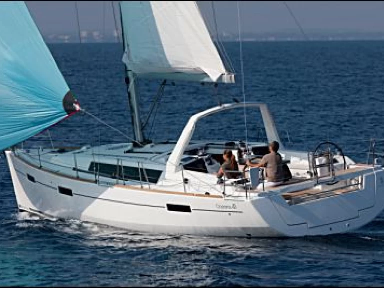 Hire Sailboat Bénéteau with a boat licence