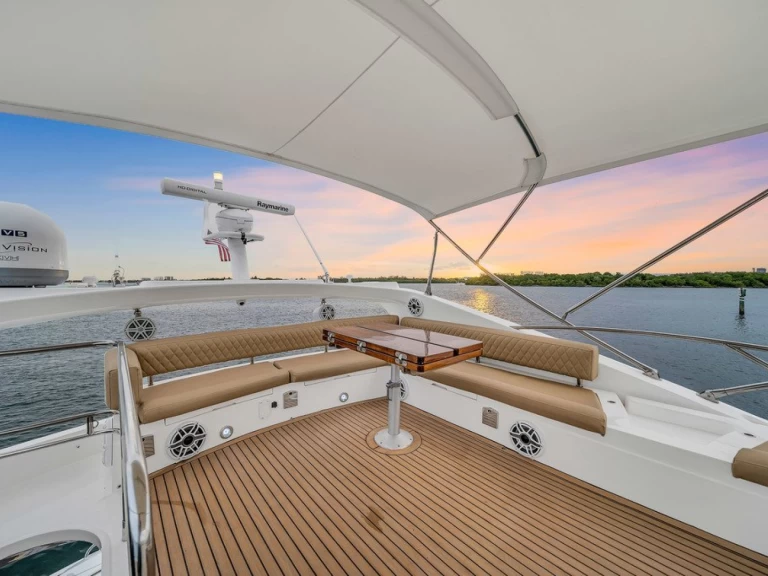 Charter a Sunseeker 70  in Miami Beach on Samboat