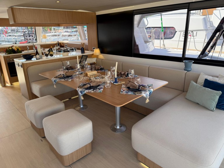 Yacht charter Olbia - Bali Bali 5.8-5 cabin on SamBoat