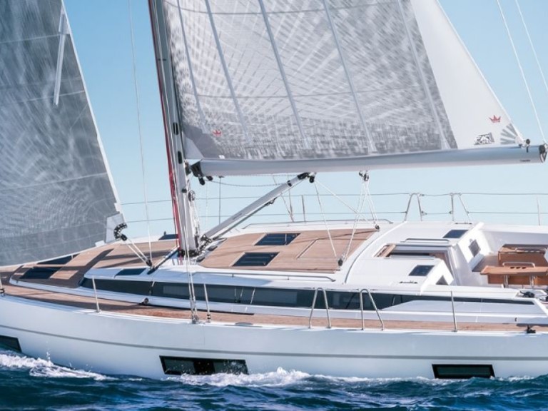 Yacht hire Alimos cheap Bavaria C45