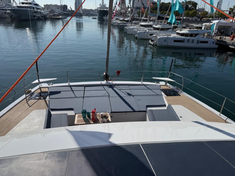 Catamaran hire in Olbia - Bali Catamarans Bali 5.2