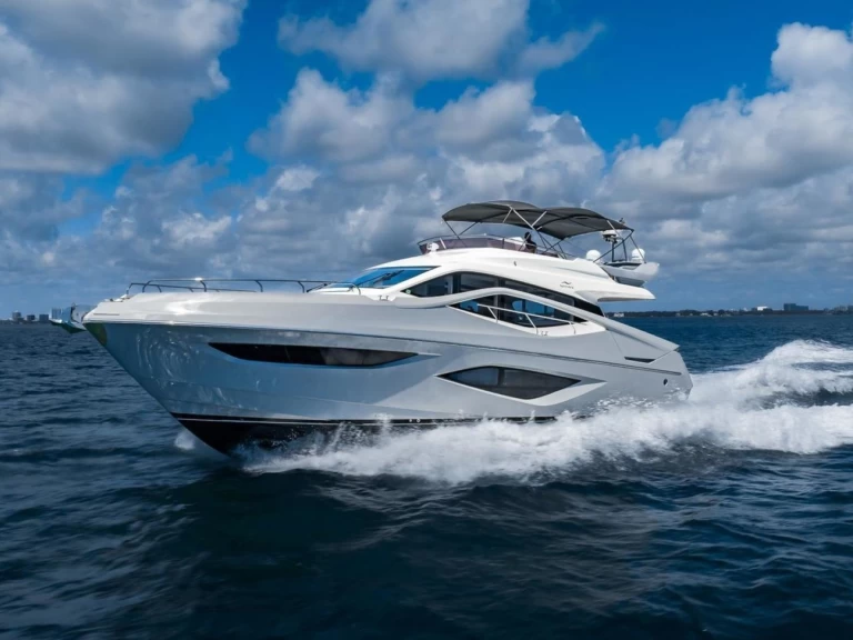 Luxury Yacht hire in Miami Beach - Numarine 65