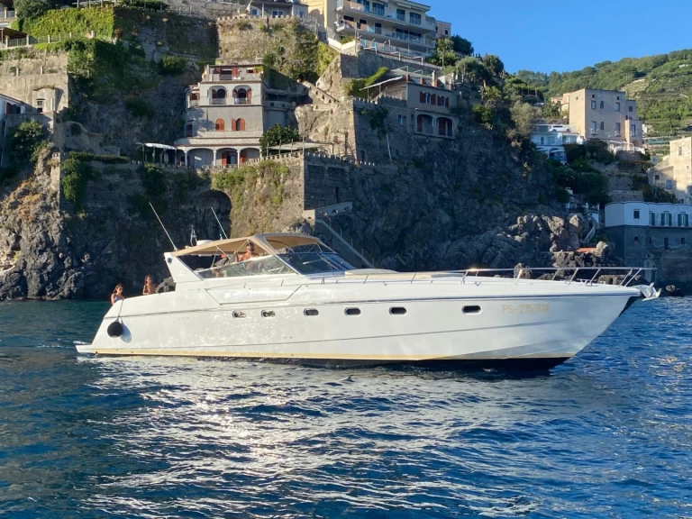 Charter a Ferretti Altura 50 in Salerno on Samboat