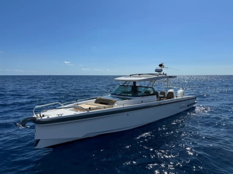 Yacht hire El Toro cheap Axopar 37 Sun-Top