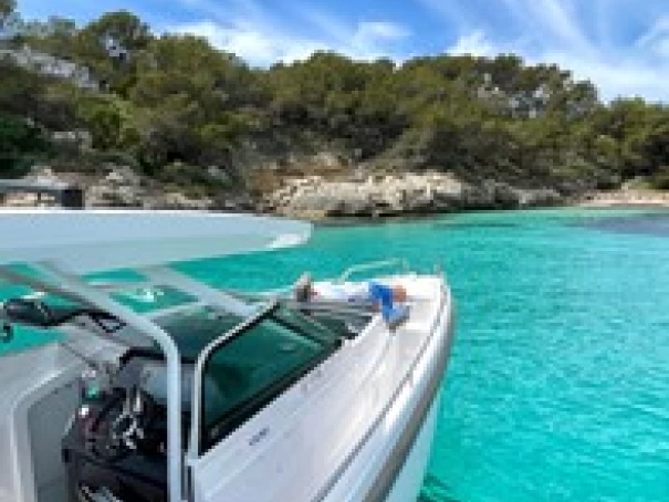 Motorboat hire in El Toro - Axopar Axopar 37 Sun-Top