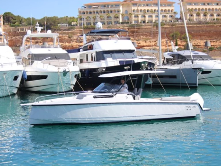 Hire a RYCK 280 El Toro