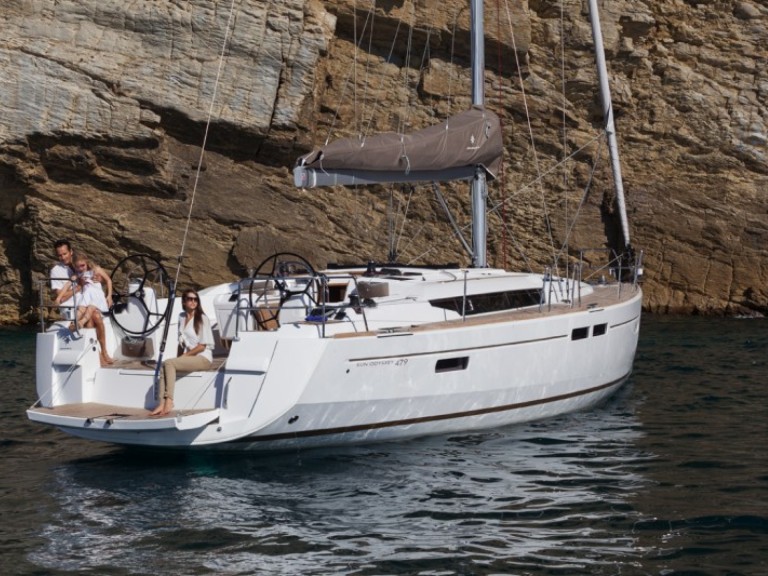 Yacht hire Benitses cheap Sun Odyssey 479