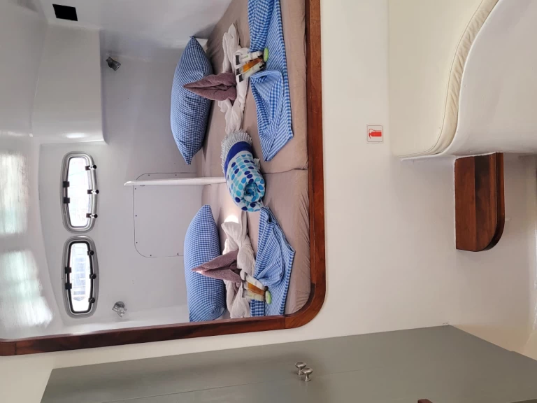 Hire Catamaran Sea Tribe Yachts with a boat licence