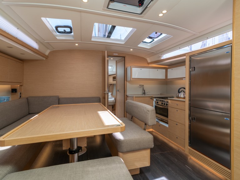 Charter a Dufour Dufour 470 in Trogir on Samboat