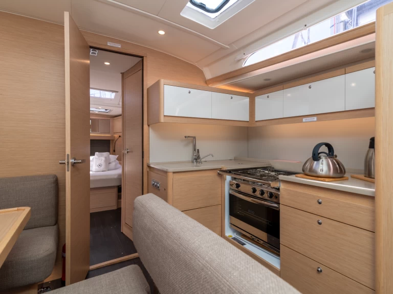 Hire Sailboat Dufour with a boat licence