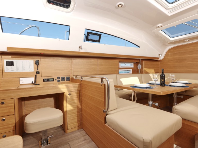 Hire Sailboat with or without skipper Elan Trogir