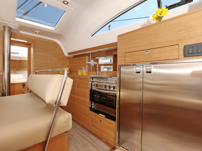 Sailboat to hire Trogir at the best price