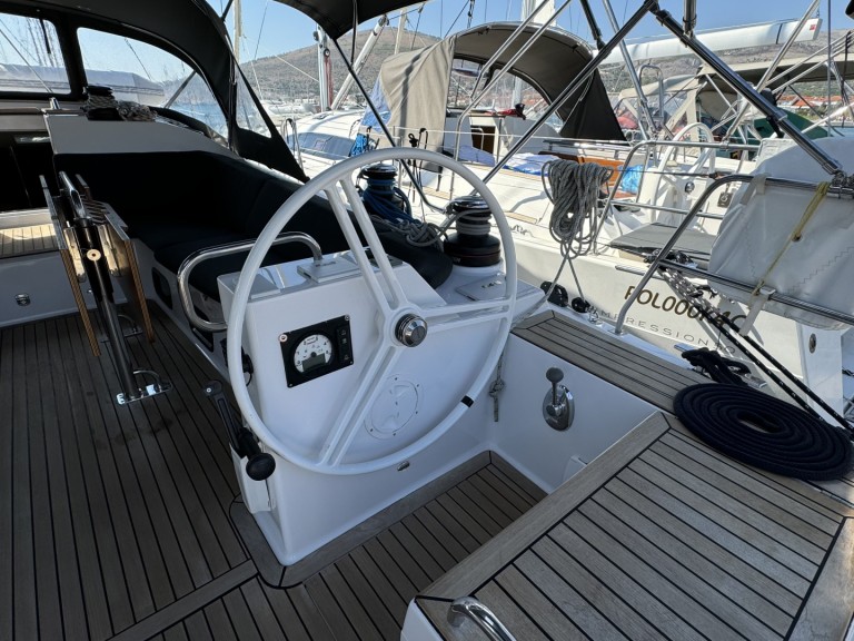 Hire Sailboat with or without skipper Elan Seget Donji