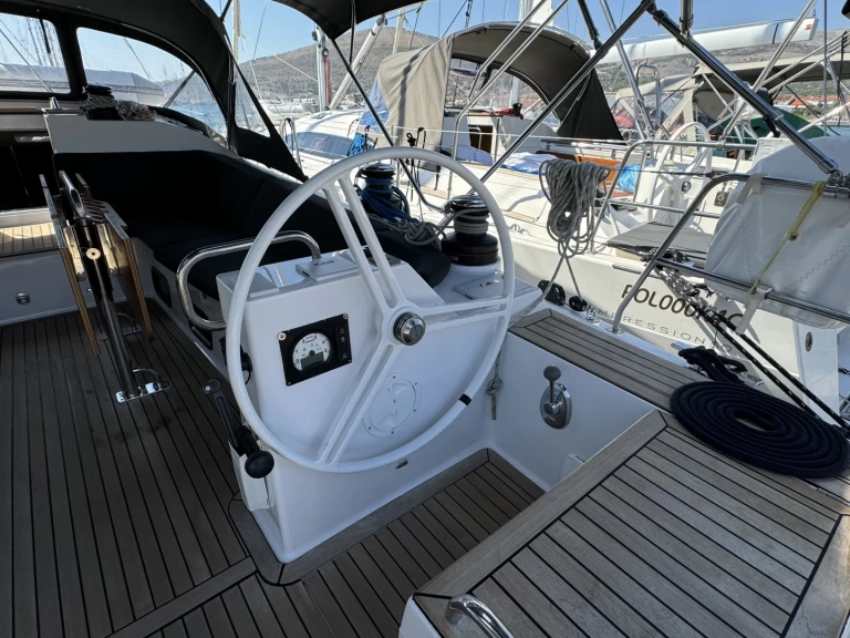 Hire Sailboat with or without skipper Elan Seget Donji