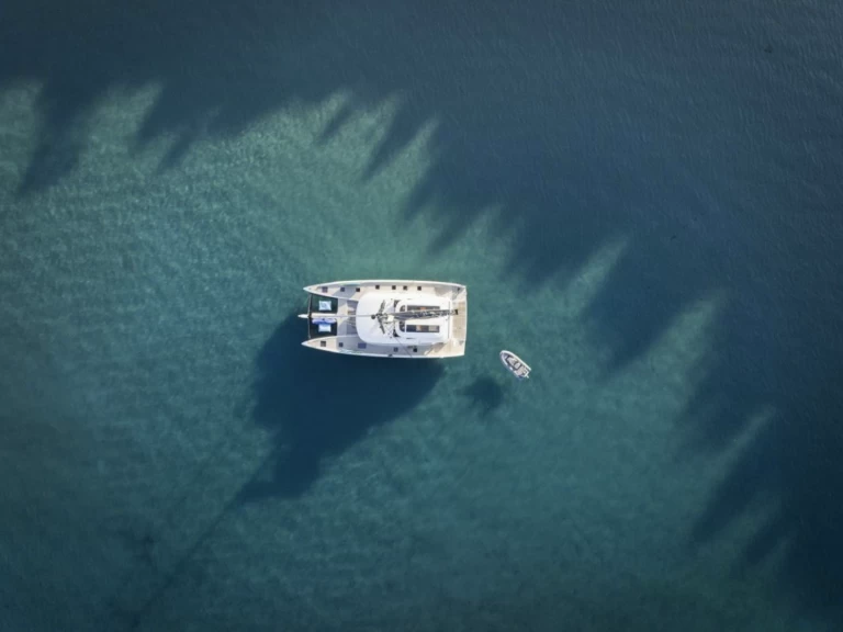 Hire a Lagoon Lagoon Seventy 7 Bas du Fort