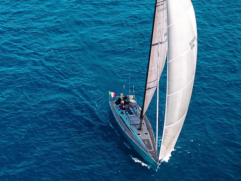 Hire Sailboat Gieffe with a boat licence