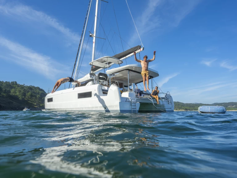 Hire a Lagoon Lagoon 43 Archipiélago de San Blas